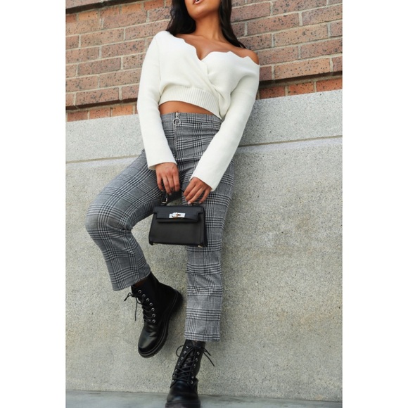 Fashion Nova’ Off Shoulder Sweater - Picture 11 of 11